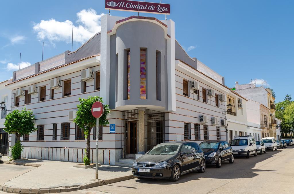 H. Ciudad De Lepe Hotel Екстериор снимка