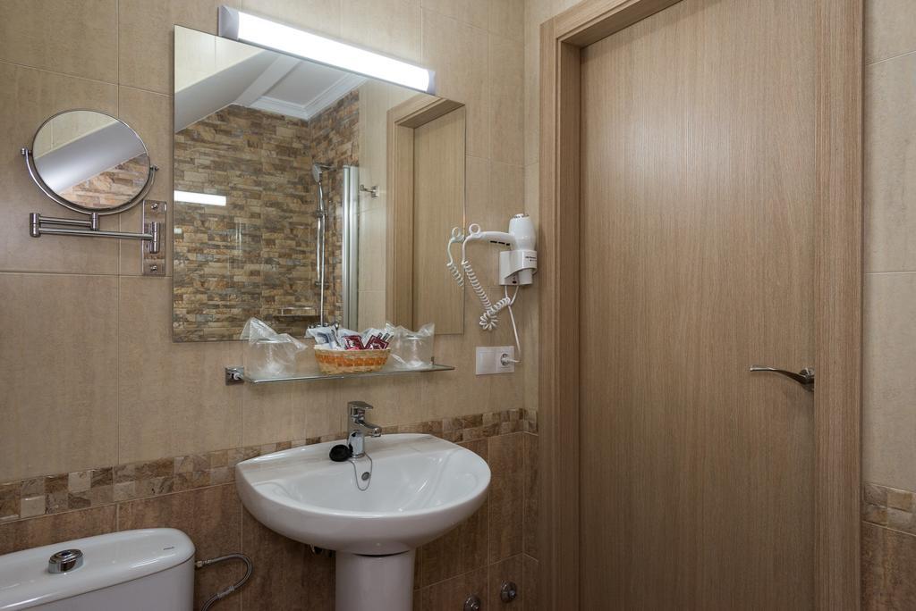 H. Ciudad De Lepe Hotel Екстериор снимка